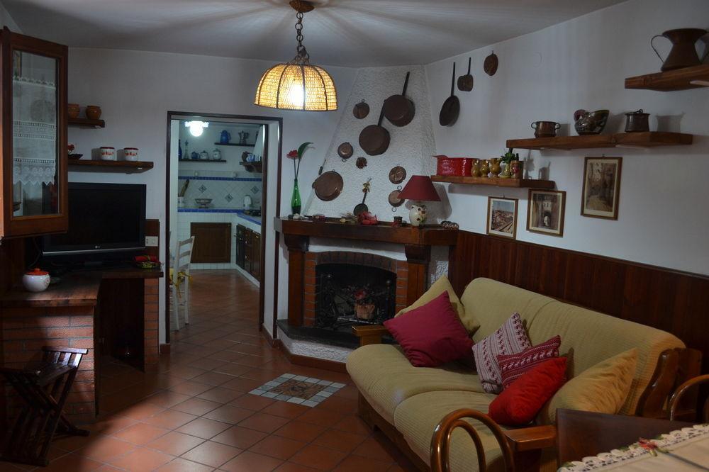 Villa Rosa Etna Apartments Zafferana Etnea Exteriör bild